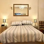 Homely Comfortable 2 Bed In Historic Rose Street